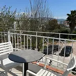 Emar Beachfront Bed & Breakfast