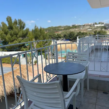 Alojamento de Acomodação e Pequeno-almoço Emar Beachfront Ksamil