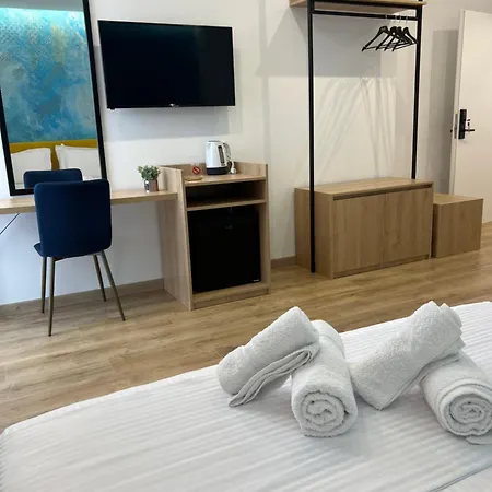 Emar Beachfront 4* Ksamil