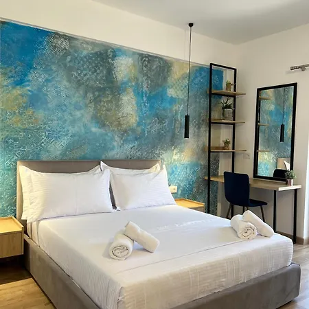 Emaar - Beachfront , Newly Renovated