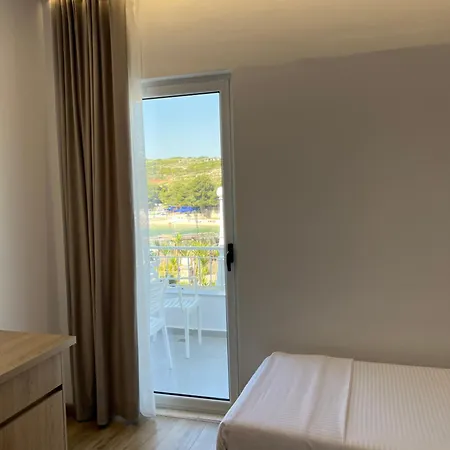 Emaar - Beachfront , Newly Renovated Ksamil