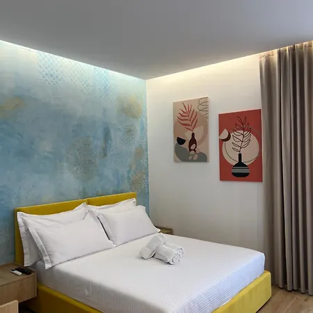 Bed & Breakfast Emaar - Beachfront , Newly Renovated Ksamil