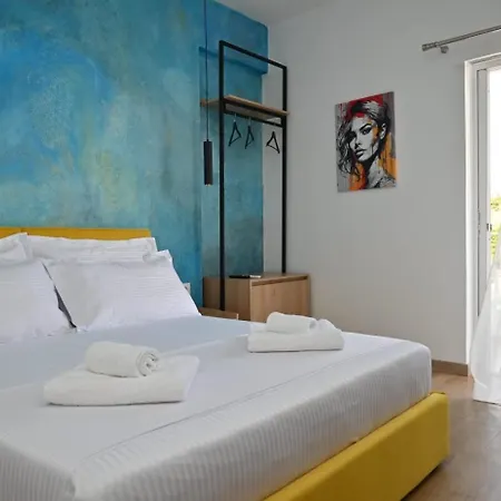 Emaar - Beachfront , Newly Renovated * Ksamil