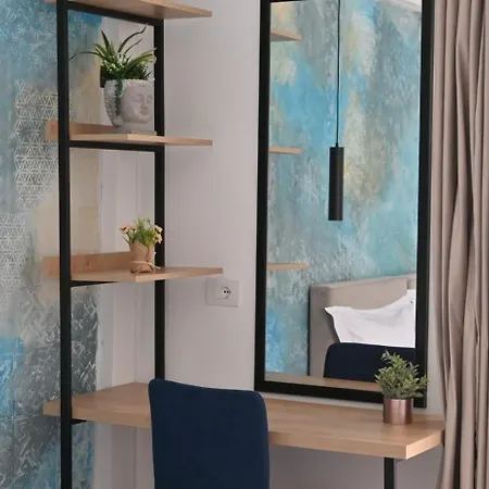 Emaar - Beachfront , Newly Renovated Bed & Breakfast Ksamil