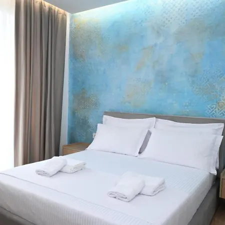 Emaar - Beachfront , Newly Renovated Bed & Breakfast